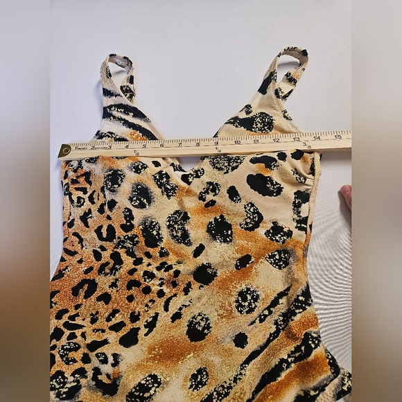 Gottex Essentials Safari V-Neck One Piece Swimsuit - Picture 4 of 12